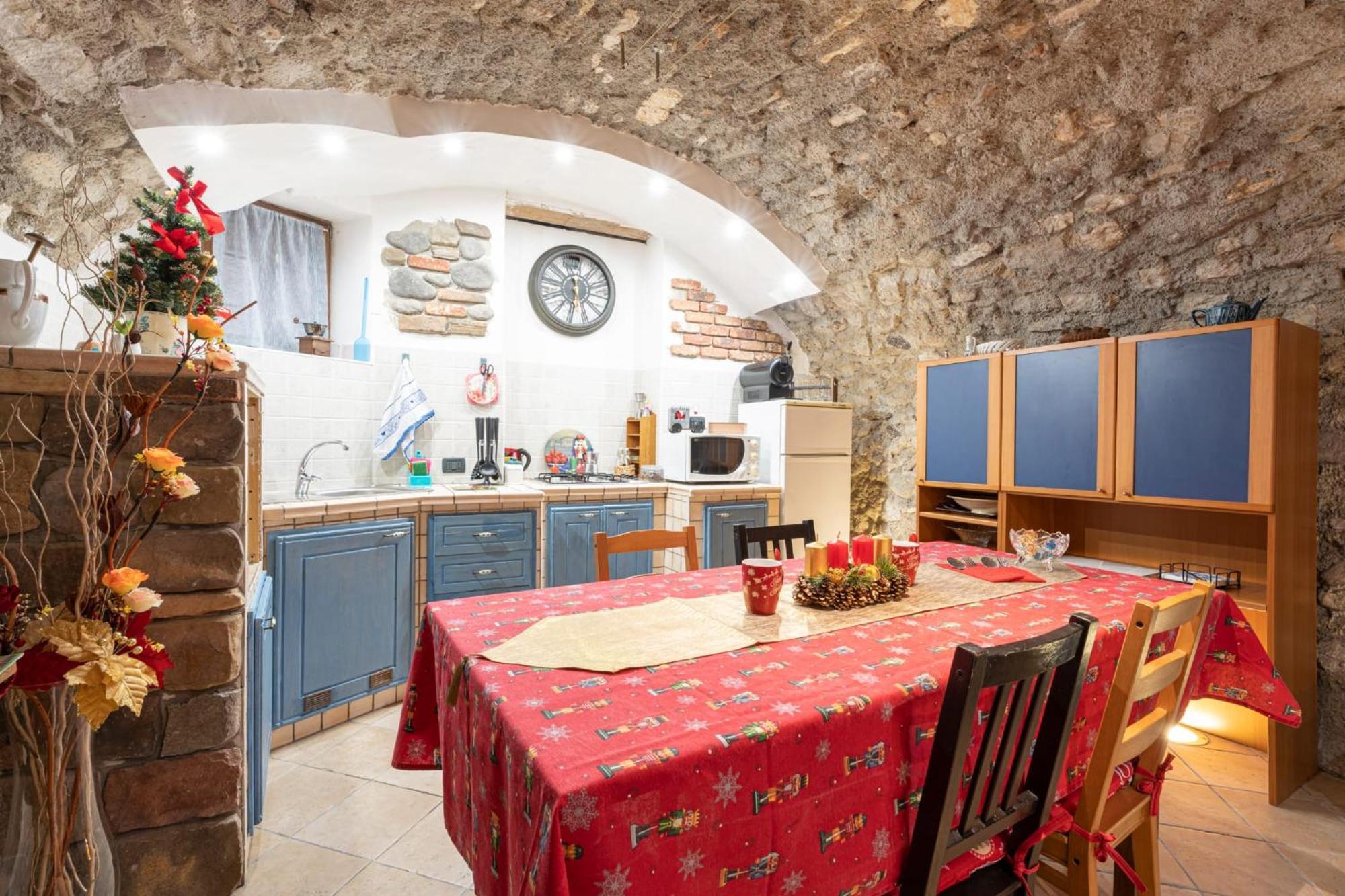 La Taverna Da Irene Роэ Экстерьер фото